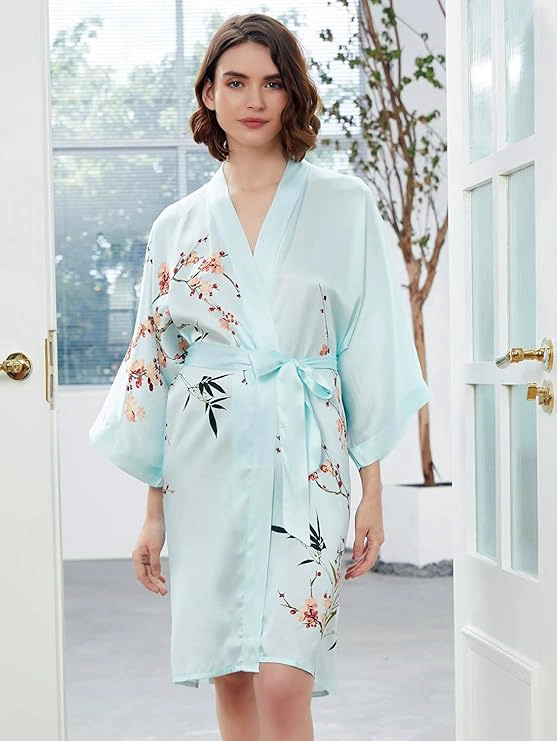 Déshabillé kimono femme en soie bleu clair